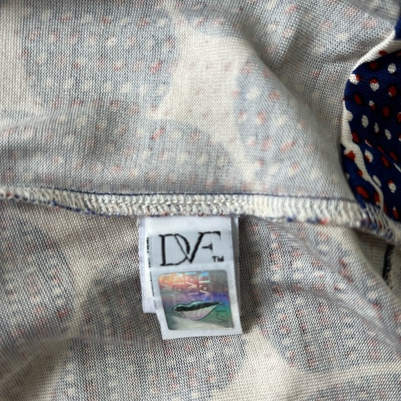 Diane von Furstenberg ‘Zoe’ Printed Silk Jersey Dress in Navy Red Cream, sz 0 - Picture 8 of 12